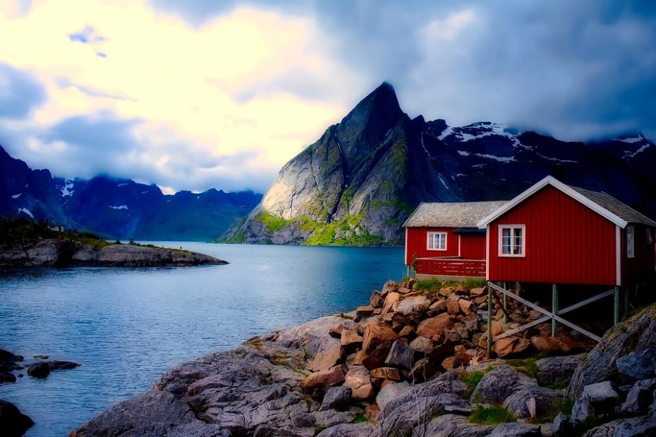 노르웨이 여행자를 위한 관광명소 및 현지 문화 경험을 위한 팁들